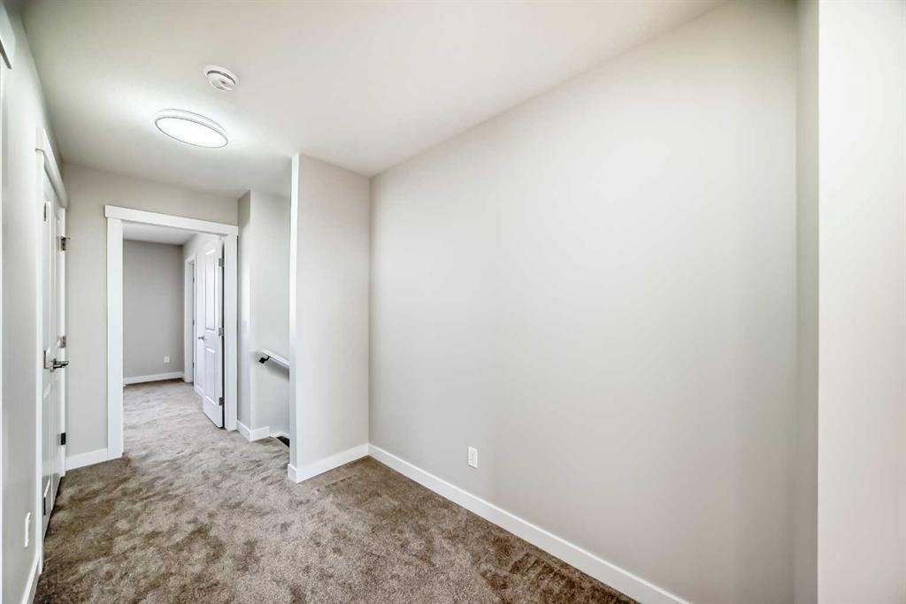 156 Belvedere Park Se, Calgary, AB - Indoor Photo Showing Other Room