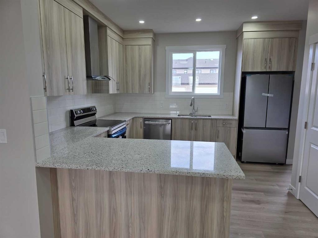 156 Belvedere Park Se, Calgary, AB - Indoor Photo Showing Kitchen With Upgraded Kitchen