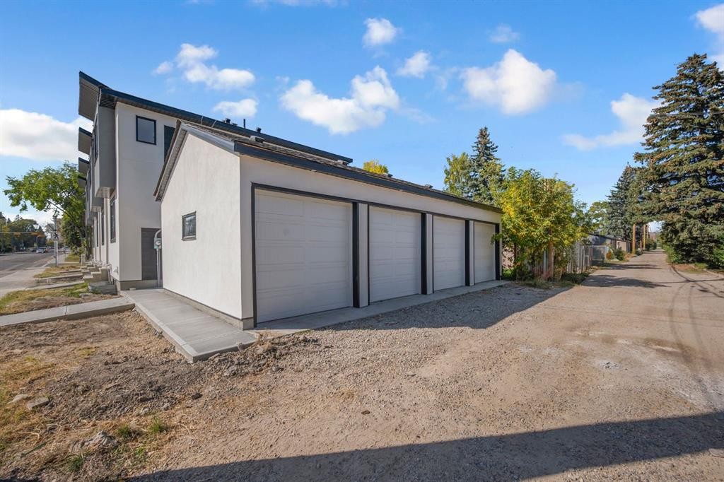 1846 24 Avenue Nw, Calgary, AB - Outdoor With Exterior