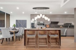 105-330 26 Avenue SW Calgary, AB T2S 2T3