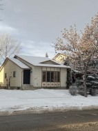 6879 Rundlehorn Drive NE Calgary, AB T1Y 4P2