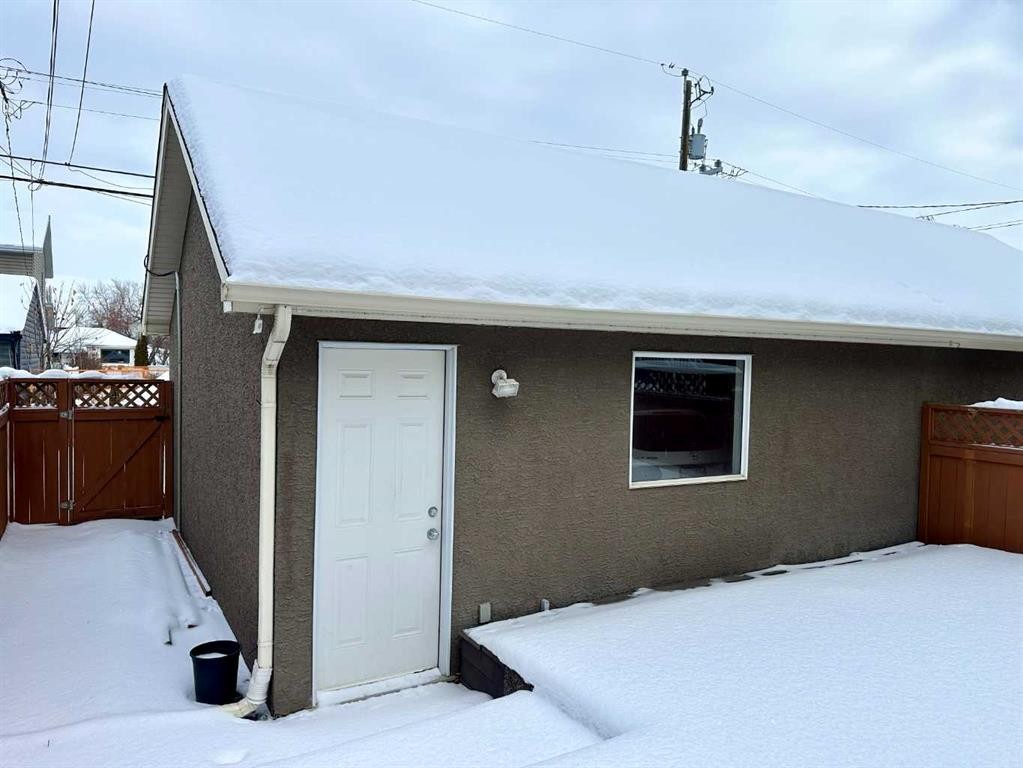 624 27 Avenue Nw, Calgary, AB - Outdoor With Exterior