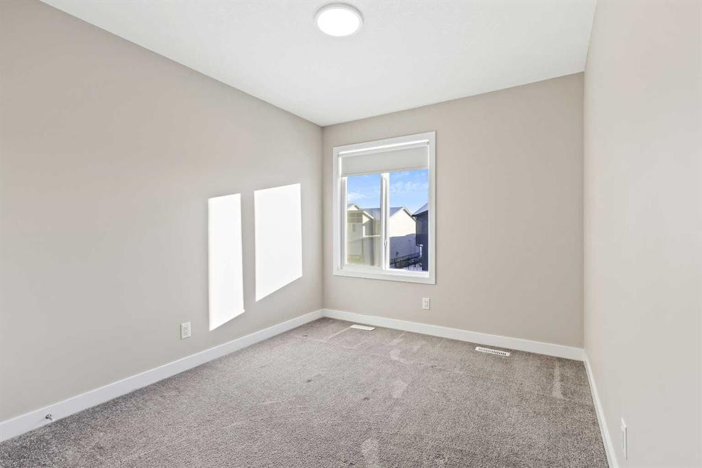 164 Wolf River Drive Se, Calgary, AB - Indoor Photo Showing Other Room