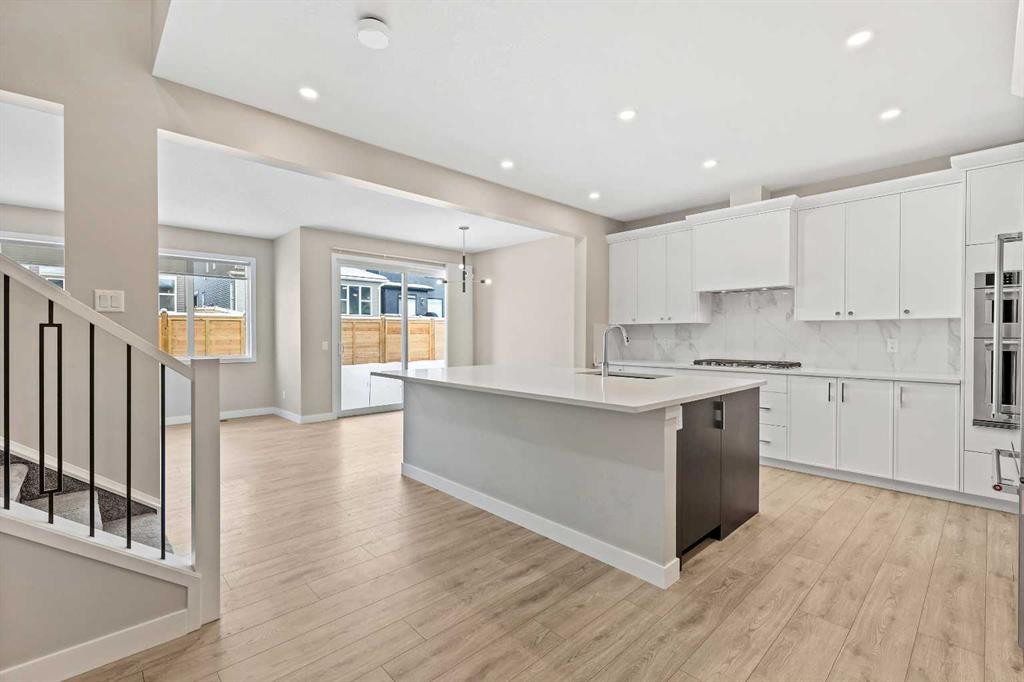 164 Wolf River Drive Se, Calgary, AB - Indoor Photo Showing Kitchen With Upgraded Kitchen