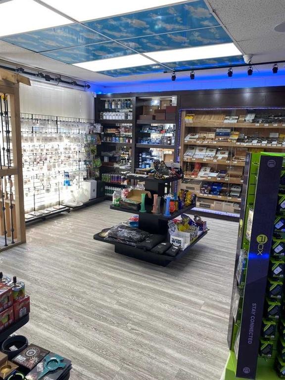 123 Vape Avenue, Calgary, AB