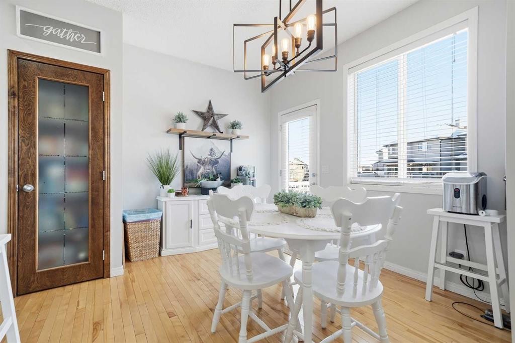 155 Cimarron Grove Circle, Okotoks, AB - Indoor Photo Showing Dining Room