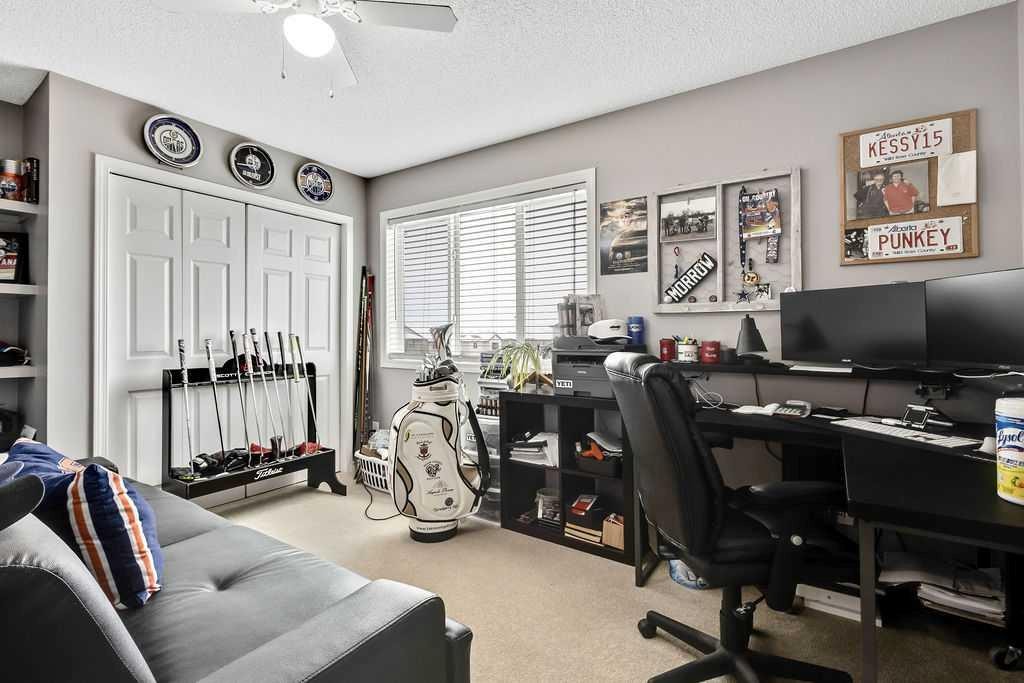 155 Cimarron Grove Circle, Okotoks, AB - Indoor