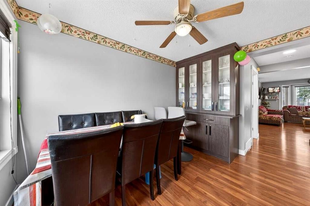 214 Martinwood Place Ne, Calgary, AB - Indoor