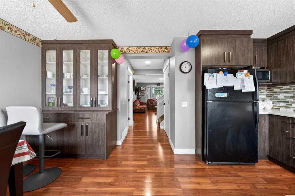 214 Martinwood Place Ne, Calgary, AB - Indoor