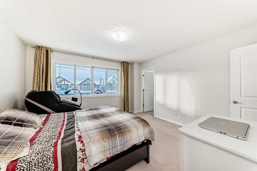 185 Legacy Crescent Se, Calgary, AB - Indoor Photo Showing Bedroom