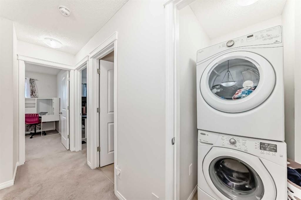 185 Legacy Crescent Se, Calgary, AB - Indoor Photo Showing Laundry Room