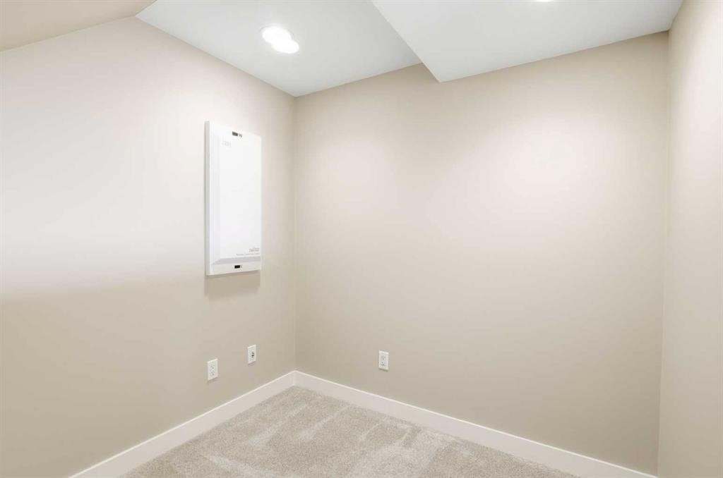 202 Panamount Court Nw, Calgary, AB - Indoor Photo Showing Other Room