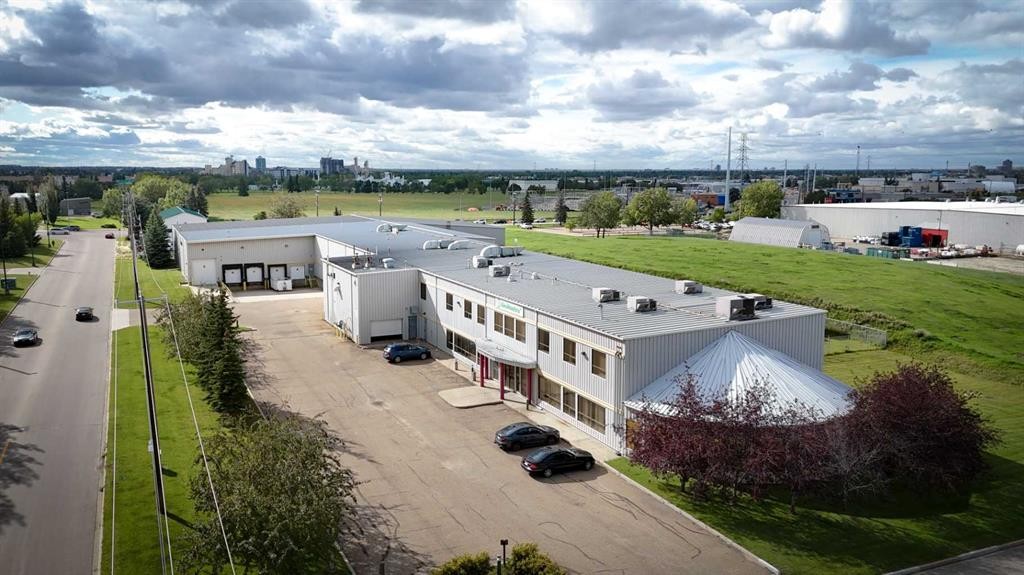 9608 25 Avenue Nw, Edmonton, AB