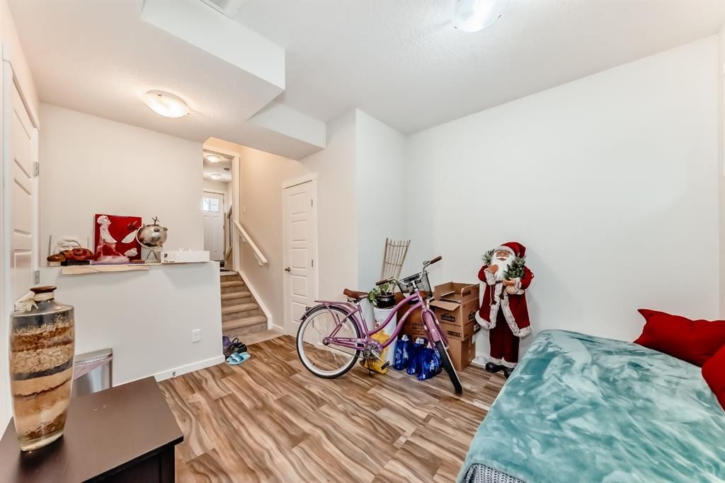 206 Cranbrook Square Se, Calgary, AB - Indoor