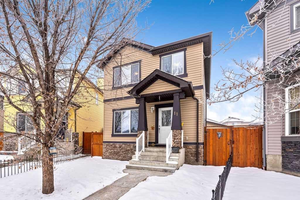 11 Saddlebrook Mews Ne, Calgary, AB - Outdoor With Facade