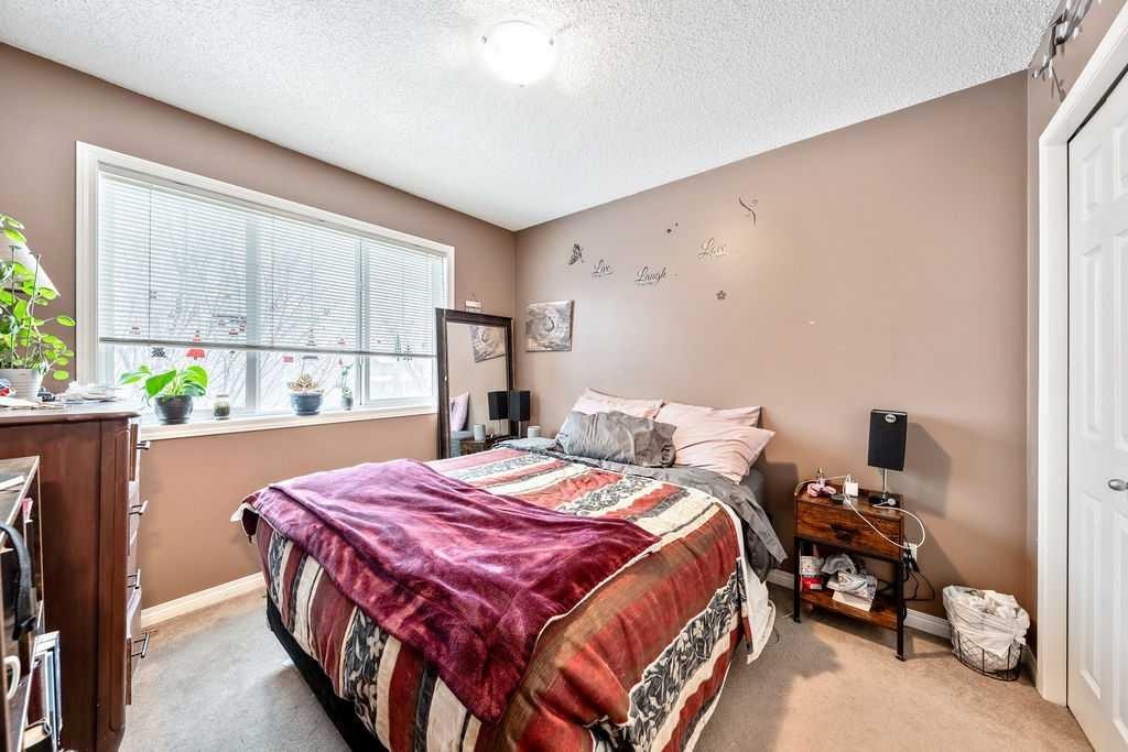 11 Saddlebrook Mews Ne, Calgary, AB - Indoor Photo Showing Bedroom