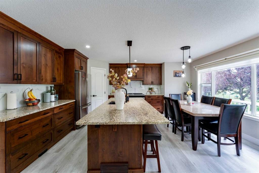 276 Fairways Bay Nw, Airdrie, AB - Indoor