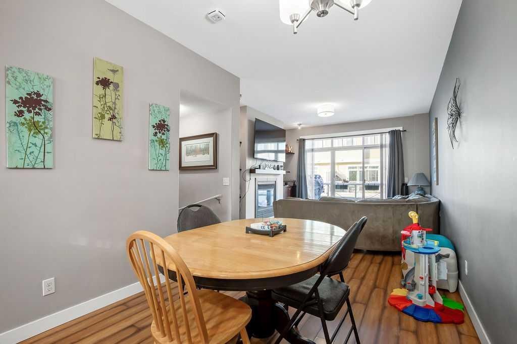 114 Skyview Ranch Gardens Ne, Calgary, AB - Indoor Photo Showing Dining Room