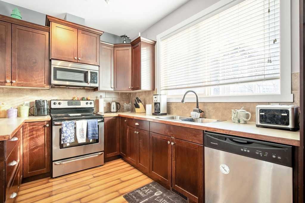 114 Skyview Ranch Gardens Ne, Calgary, AB - Indoor Photo Showing Kitchen With Double Sink