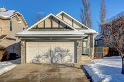36 Brightondale Crescent SE Calgary, AB T2Z 4G6