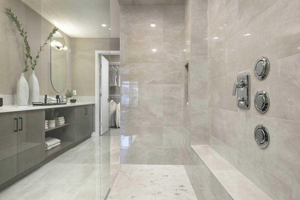 29 Wolf Hollow Common Se, Calgary, AB - Indoor Photo Showing Bathroom