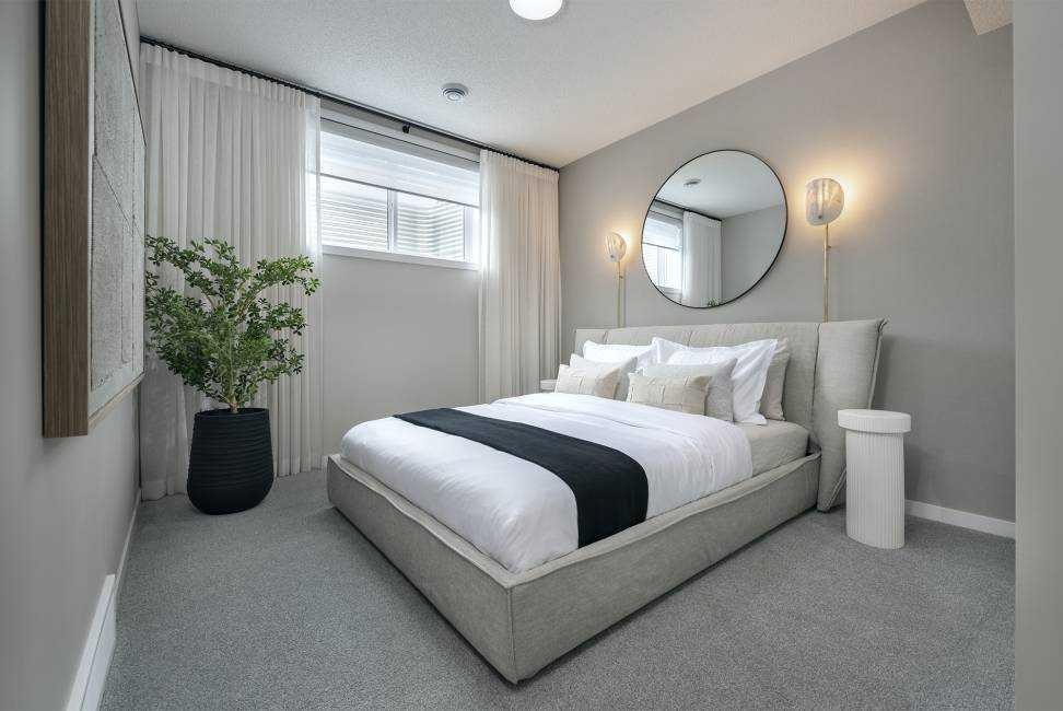 29 Wolf Hollow Common Se, Calgary, AB - Indoor Photo Showing Bedroom