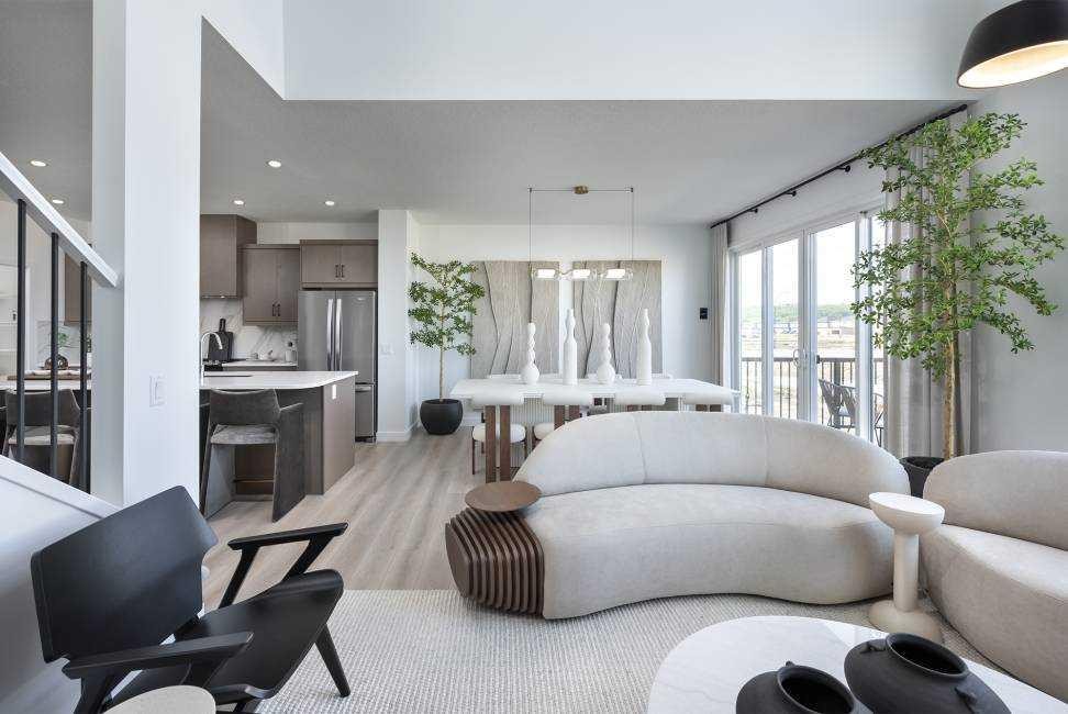 29 Wolf Hollow Common Se, Calgary, AB - Indoor Photo Showing Living Room