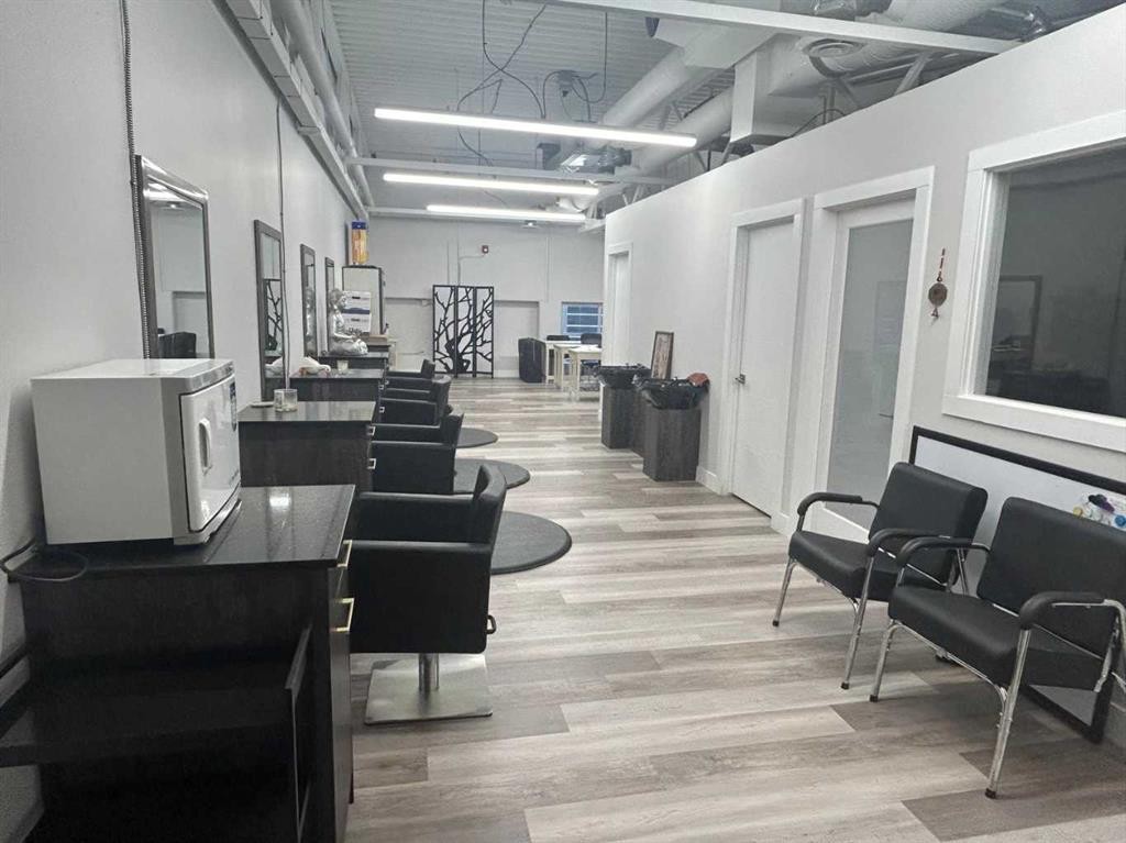 1160-6520 36 Street Ne, Calgary, AB