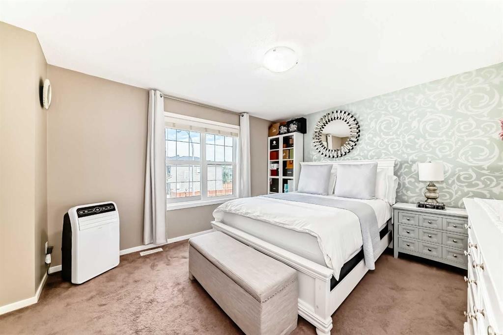 35 Nolanlake Cove Nw, Calgary, AB - Indoor Photo Showing Bedroom