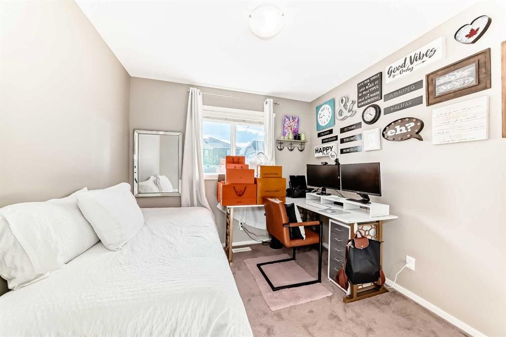 35 Nolanlake Cove Nw, Calgary, AB - Indoor Photo Showing Bedroom