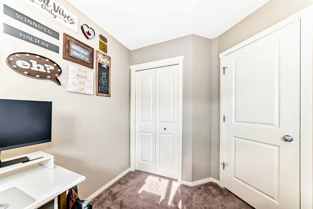 35 Nolanlake Cove Nw, Calgary, AB - Indoor Photo Showing Other Room
