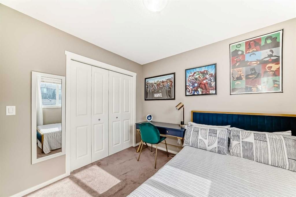 35 Nolanlake Cove Nw, Calgary, AB - Indoor Photo Showing Bedroom