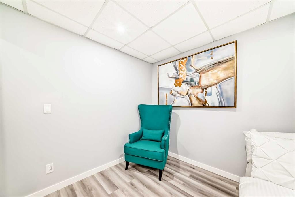 35 Nolanlake Cove Nw, Calgary, AB - Indoor