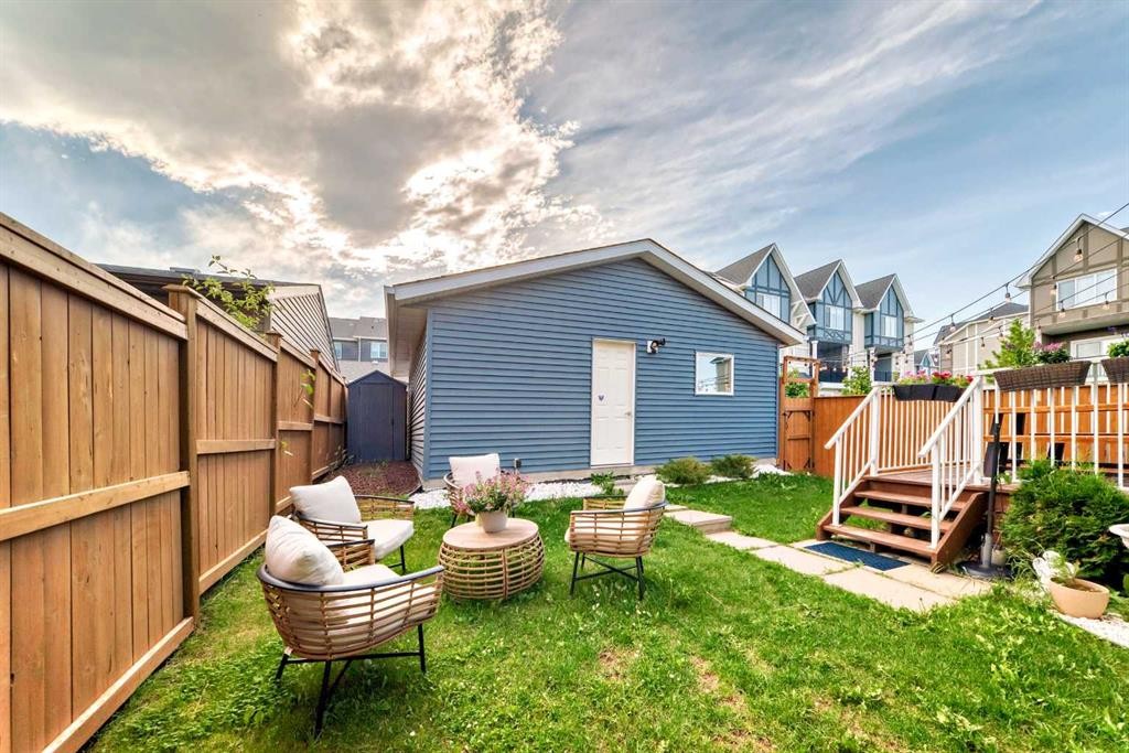 35 Nolanlake Cove Nw, Calgary, AB - Outdoor