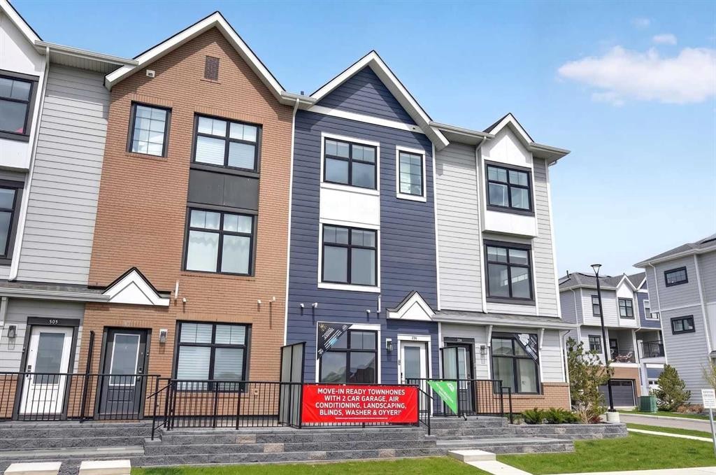 589 Mahogany Road Se, Calgary, AB - Outdoor With Facade
