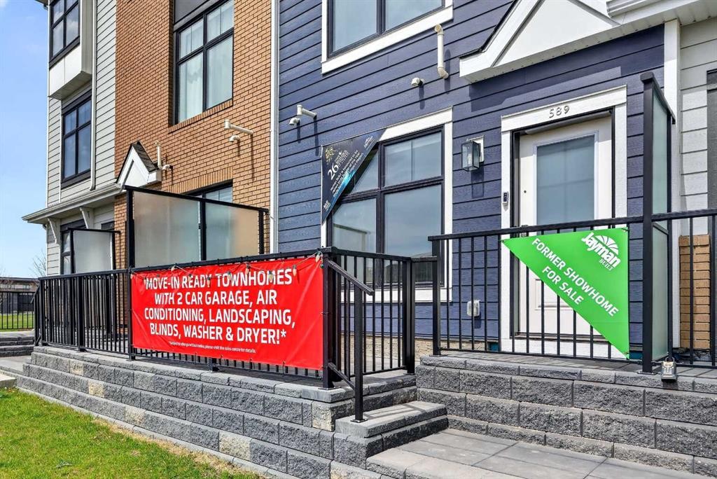 589 Mahogany Road Se, Calgary, AB - Outdoor