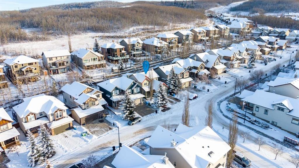 4 Crestridge Way Sw, Calgary, AB - Outdoor With View