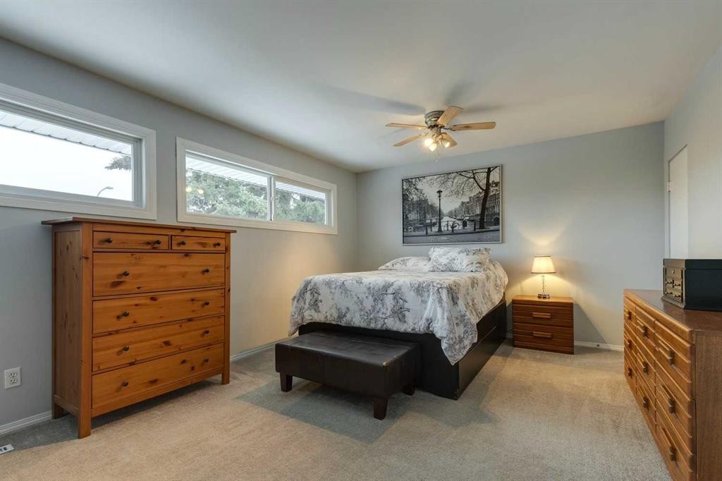 681 Regal Park Ne, Calgary, AB - Indoor Photo Showing Bedroom