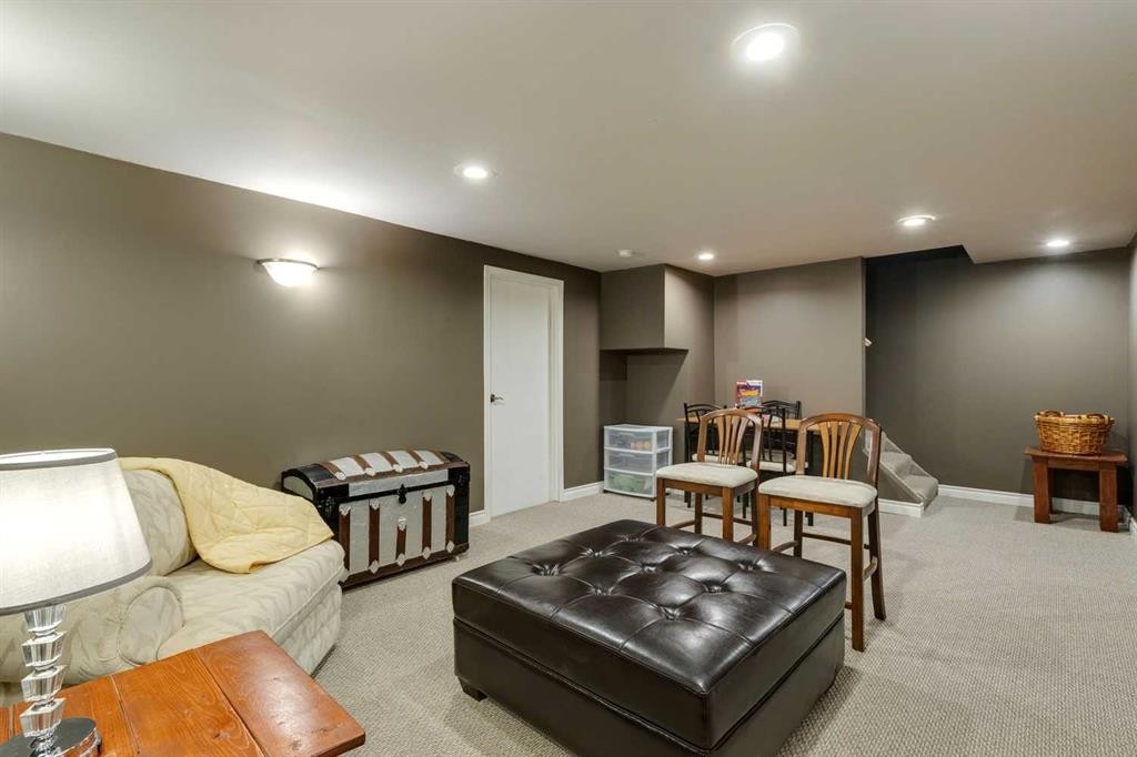 681 Regal Park Ne, Calgary, AB - Indoor Photo Showing Basement