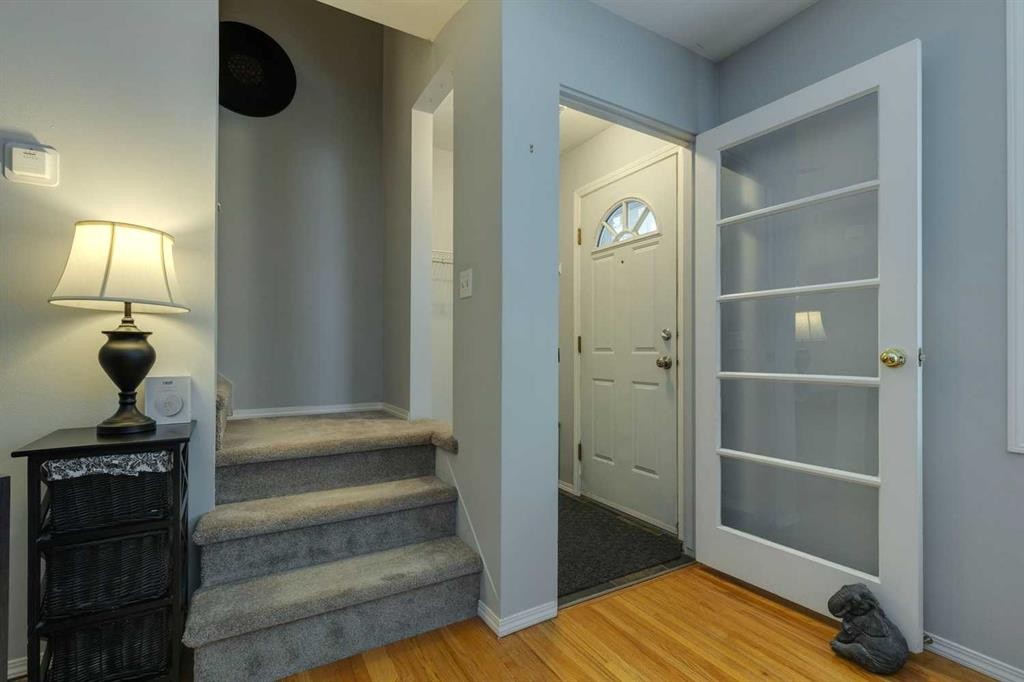 681 Regal Park Ne, Calgary, AB - Indoor Photo Showing Other Room