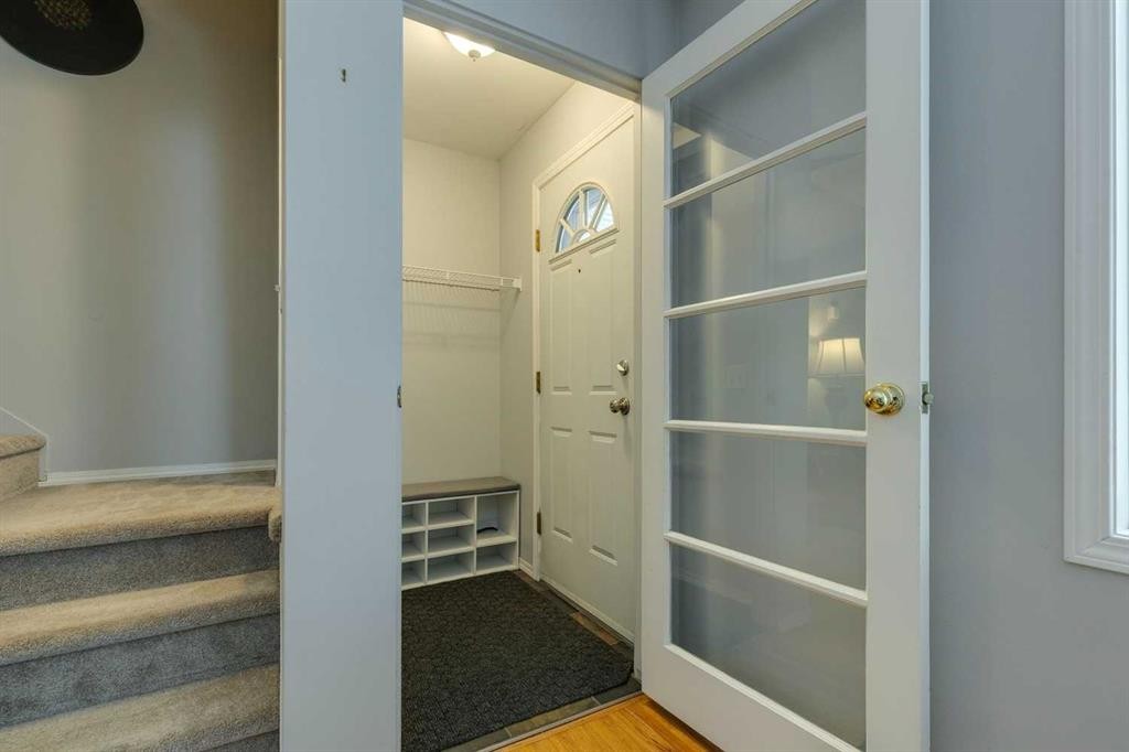 681 Regal Park Ne, Calgary, AB - Indoor Photo Showing Other Room