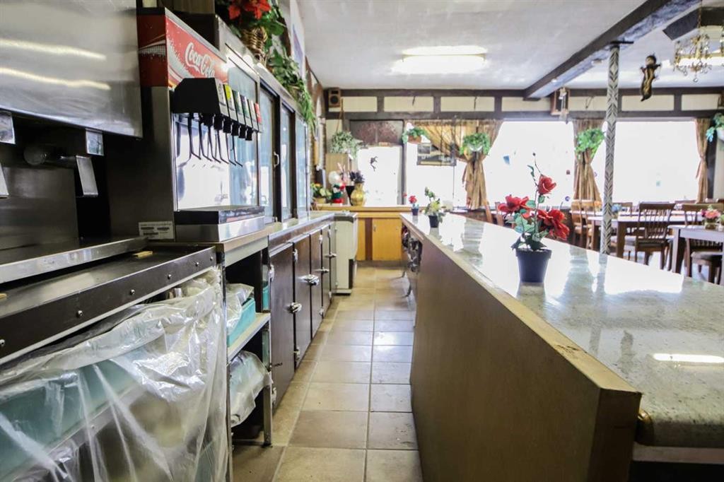 234 17 Avenue Se, Calgary, AB