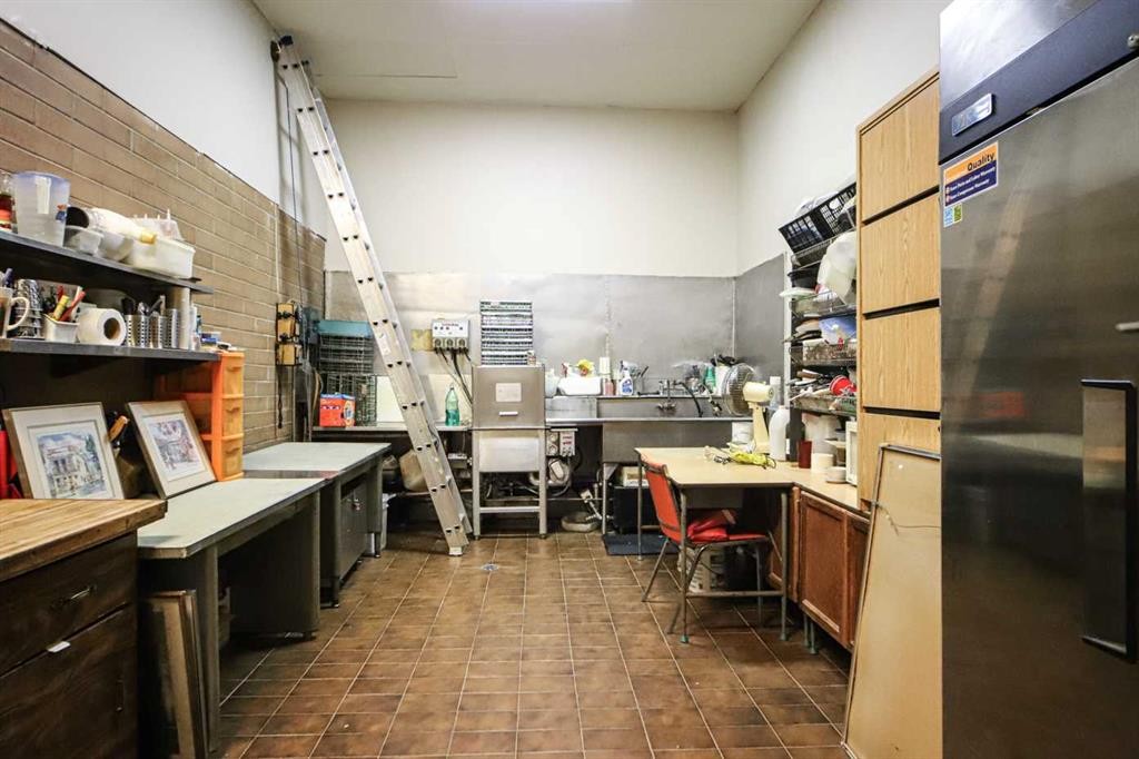 234 17 Avenue Se, Calgary, AB