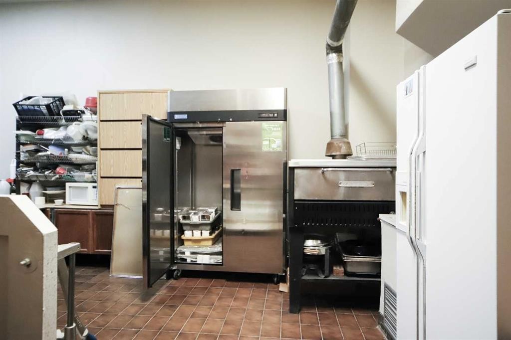 234 17 Avenue Se, Calgary, AB