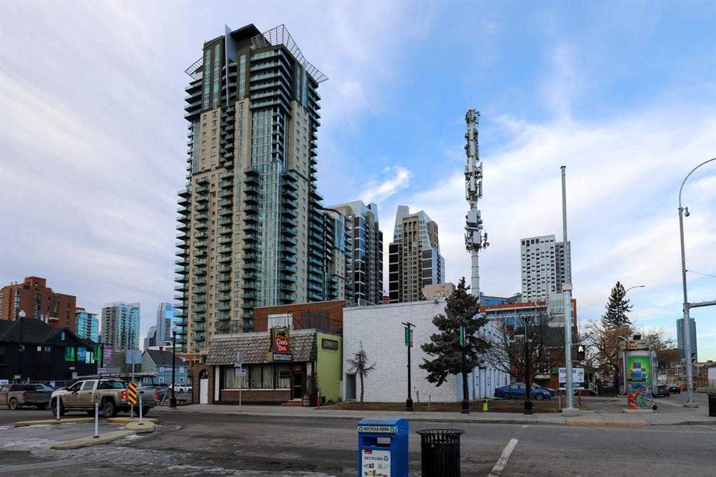 234 17 Avenue Se, Calgary, AB