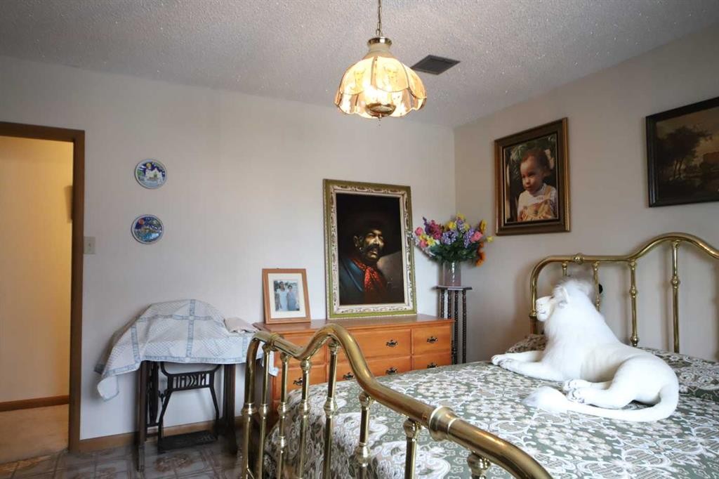 234 17 Avenue Se, Calgary, AB