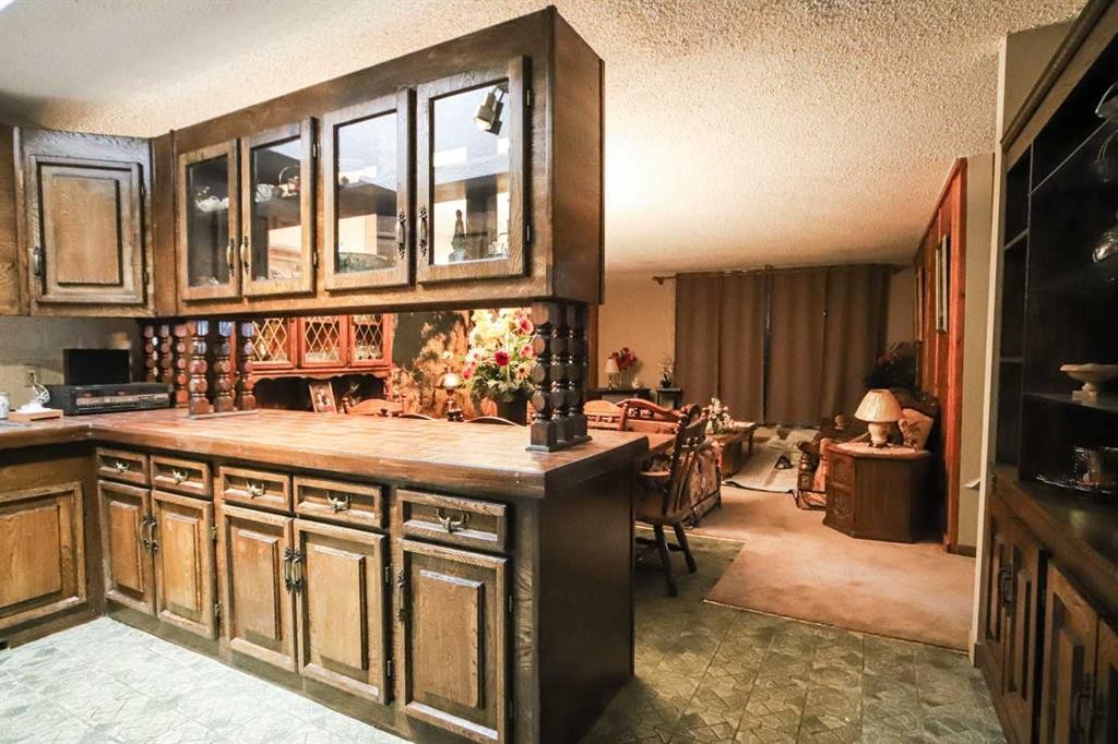 234 17 Avenue Se, Calgary, AB