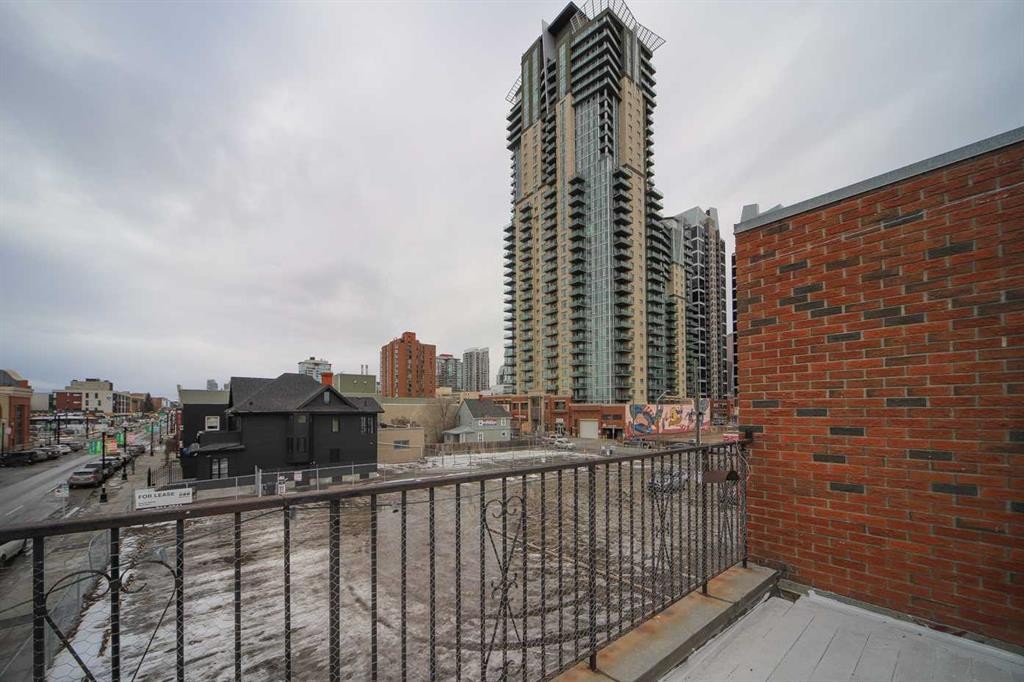 234 17 Avenue Se, Calgary, AB