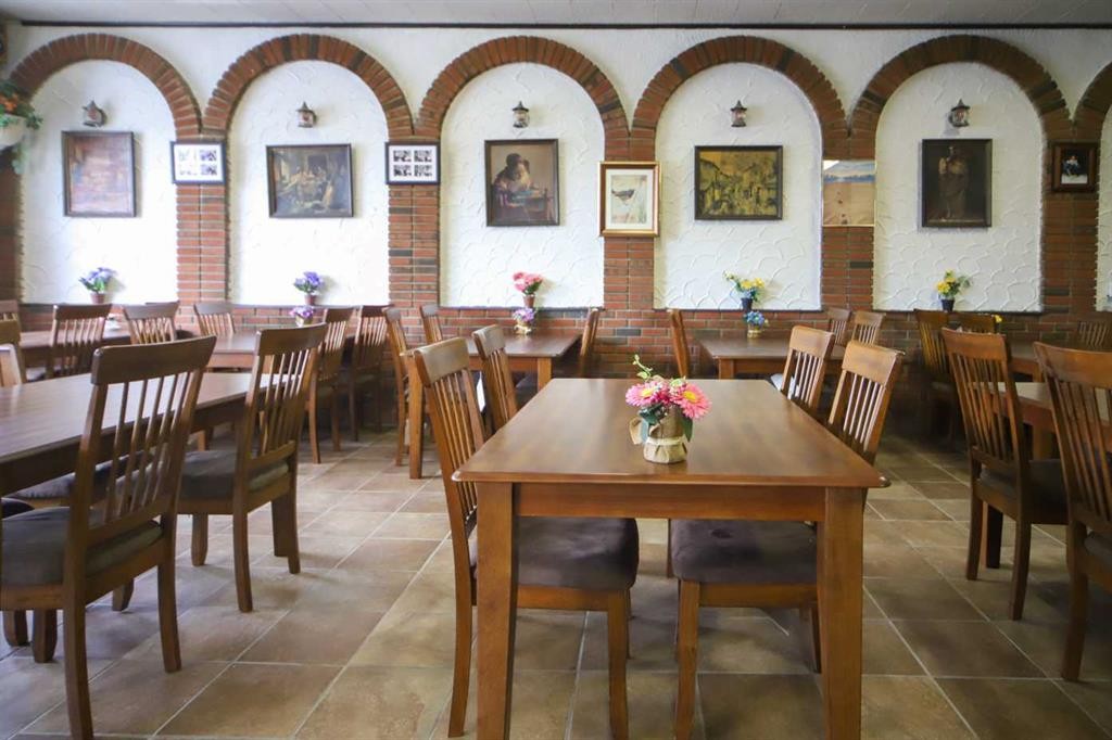 234 17 Avenue Se, Calgary, AB