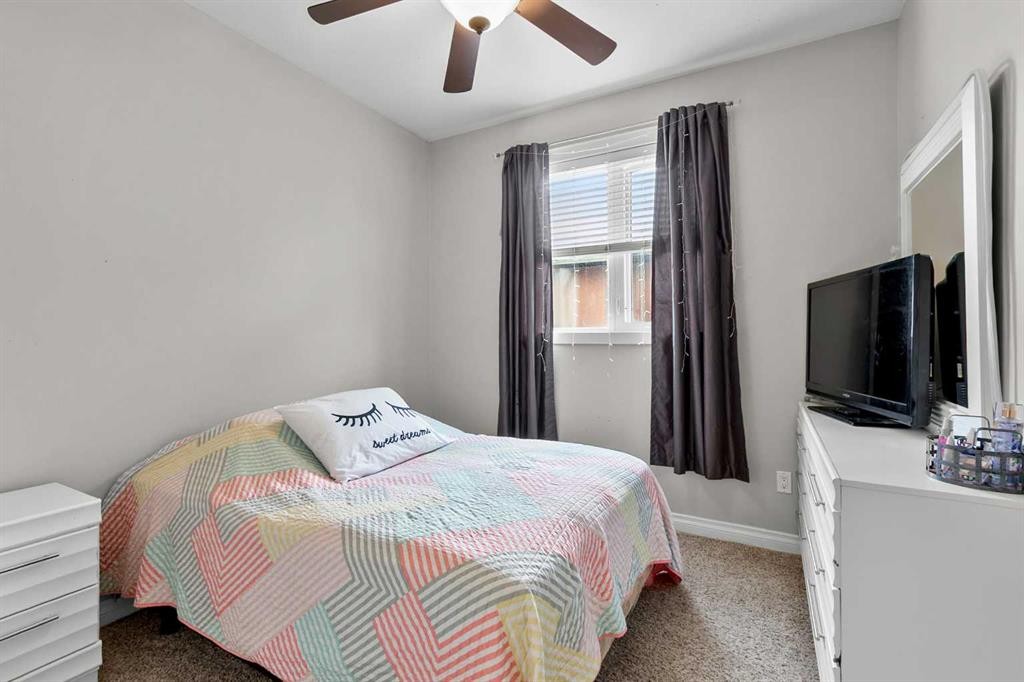 6 Vera Close, Olds, AB - Indoor Photo Showing Bedroom
